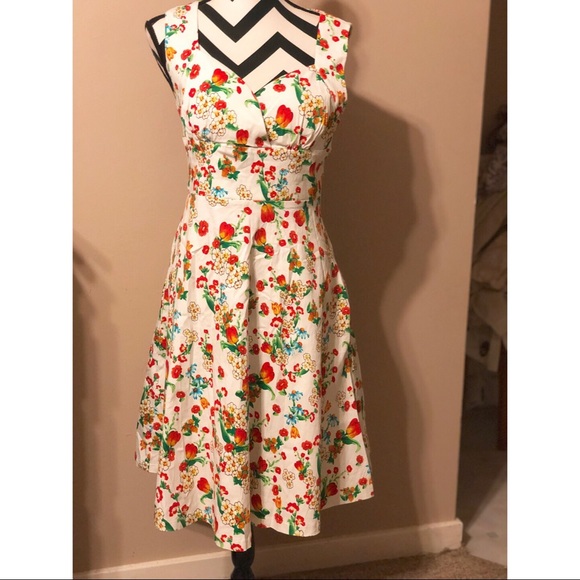 Layla Red Tulip Dress - Picture 5 of 5